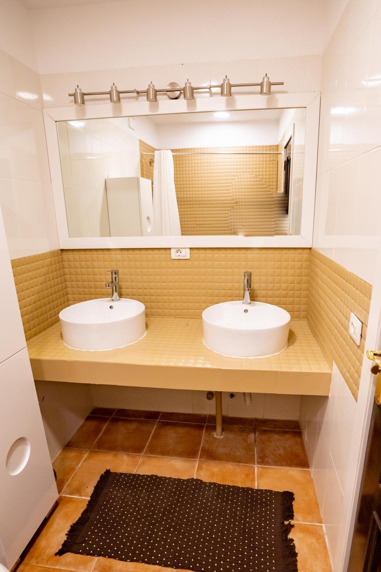 Casa Julio - Alcala Complete Coastal Retreat - Entire Apartment - 3 Min Walk From The Ocean - Shared Entrance With Host Luaran gambar
