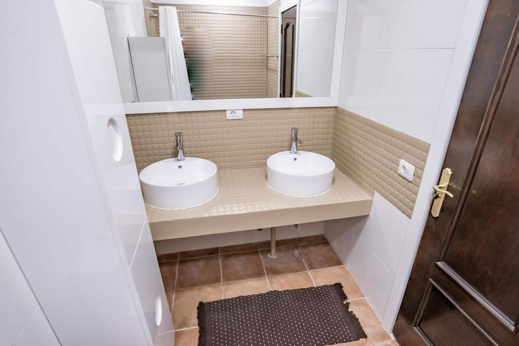 Casa Julio - Alcala Complete Coastal Retreat - Entire Apartment - 3 Min Walk From The Ocean - Shared Entrance With Host Luaran gambar